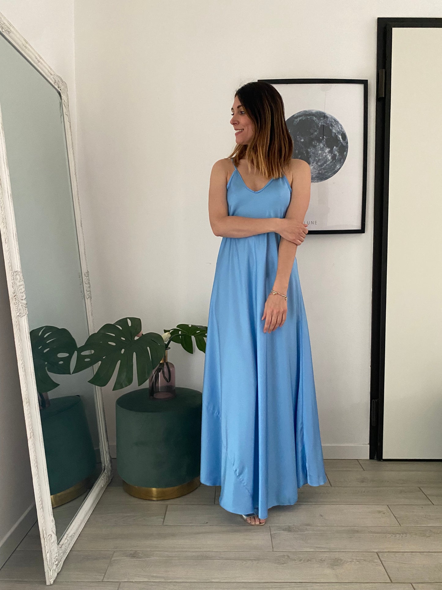 Abito in raso azzurro IF Collection